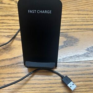 Seneo Qi Black Fast Charge Wireless Stand